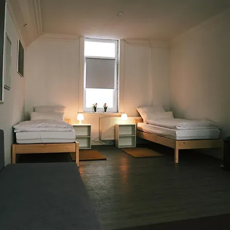 Гостьовий будинок & Monteurwohnungen Burglesum