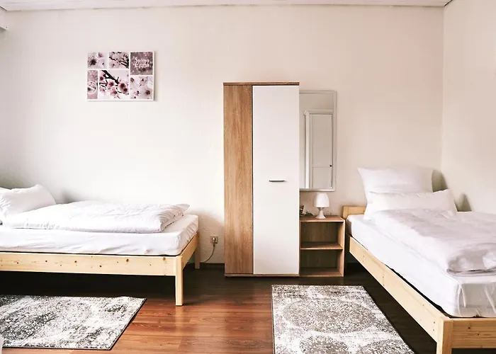 & Monteurwohnungen Burglesum ゲストハウス *