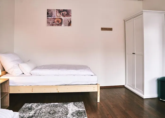 & Monteurwohnungen Burglesum