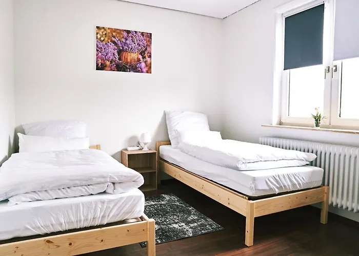 & Monteurwohnungen Burglesum ゲストハウス